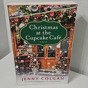 Christmas at the Cupcake Cafe
